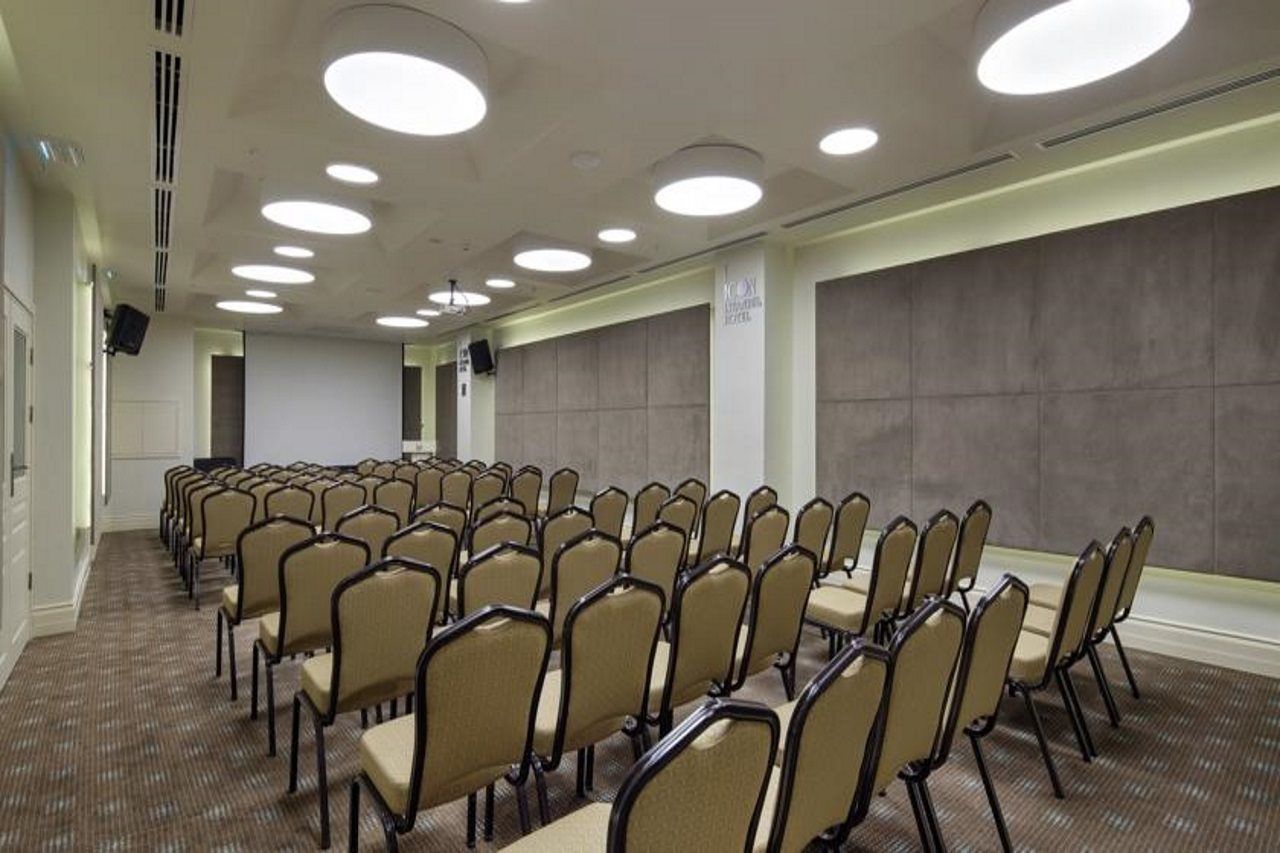 Icon Hotel 4*